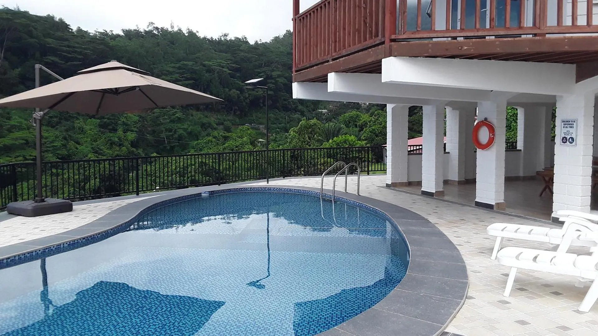 Prázdninový dům Maison Casuarinahill Executive Self Catering Villa Bel Ombre